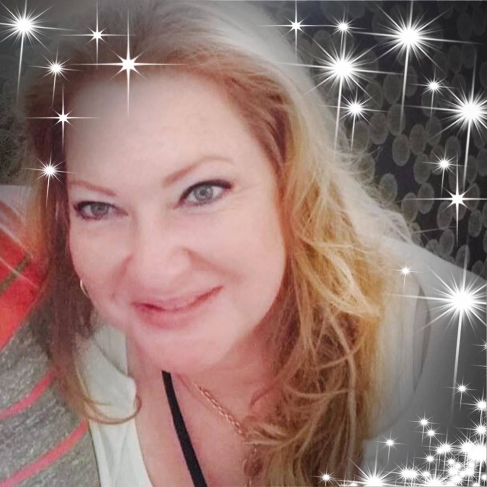 Meet your Posher, Renee